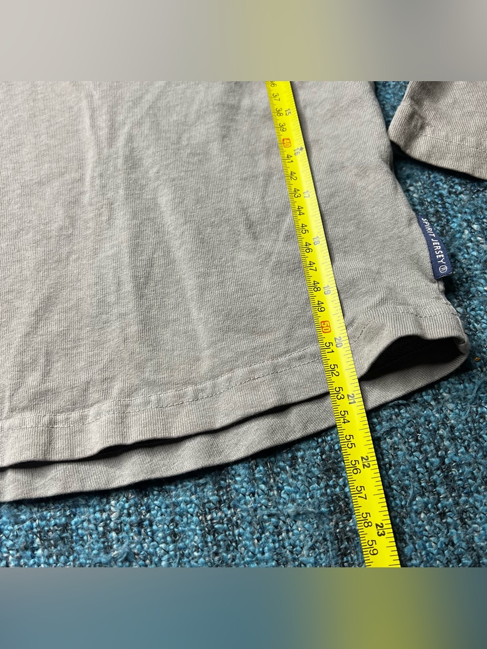 Disneyland Resort Youth Spirit Jersey in Gray Mickey Donald Pluto Goofy Large - Picture 7 of 7